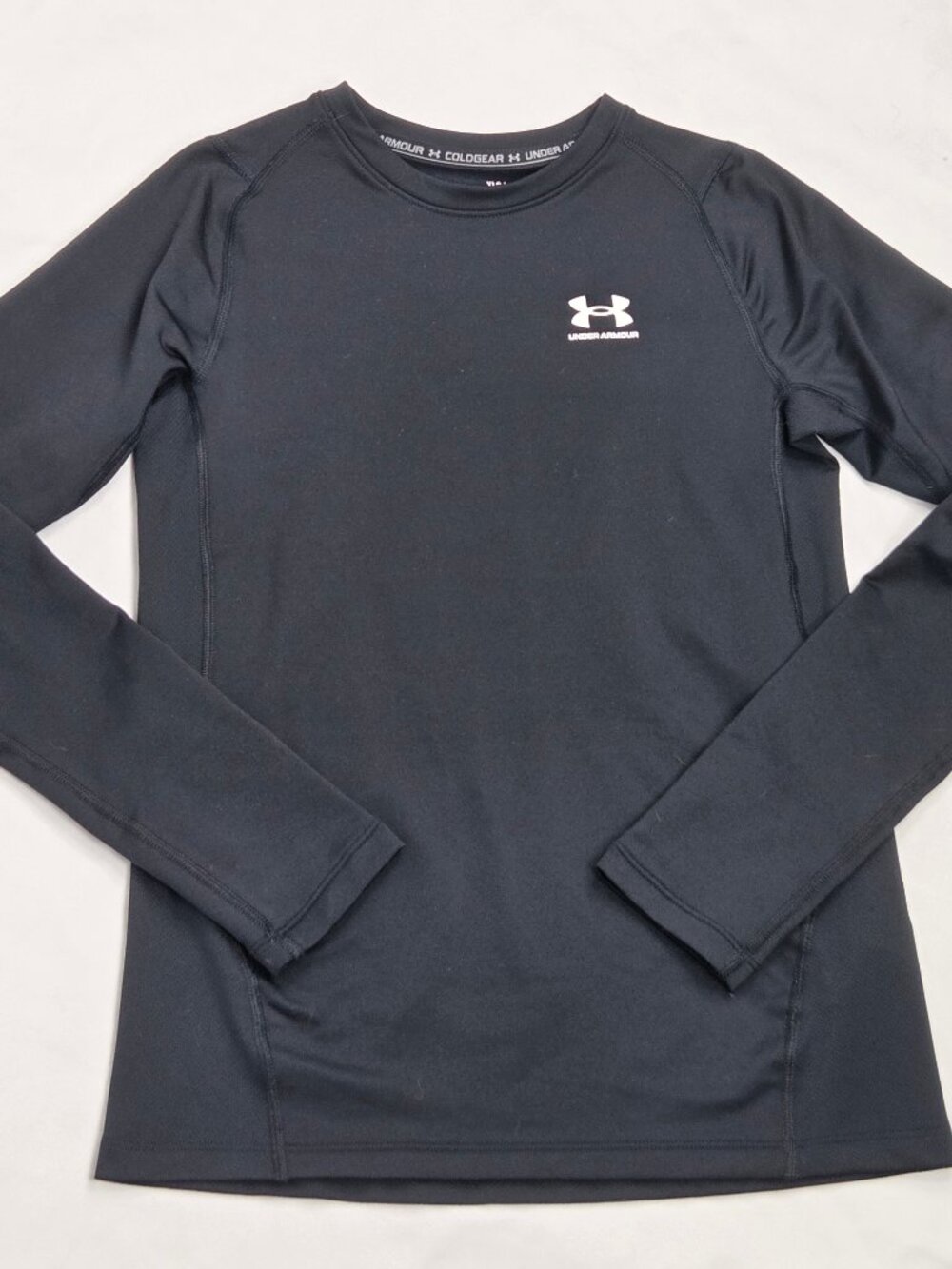 Under Armour Boys' ColdGear Armour long-sleeve performance t-shirt size L